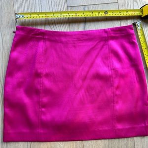 Magenta shiny skirt vibrat pink